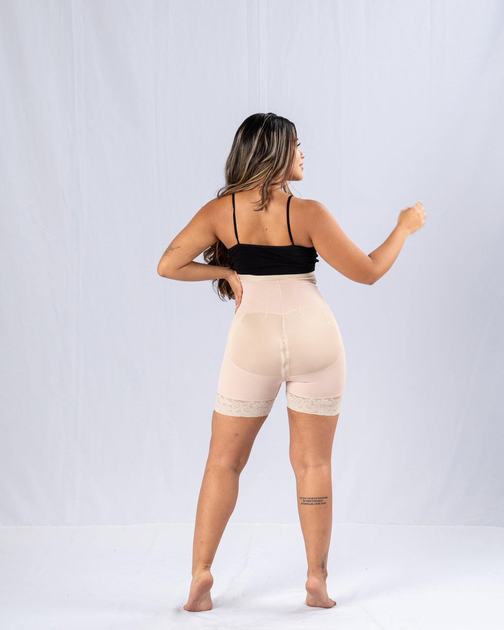 Short Moldeador Colombiano de Tiro Alto NayidaCore™ | Control de Abdomen y Realce Natural